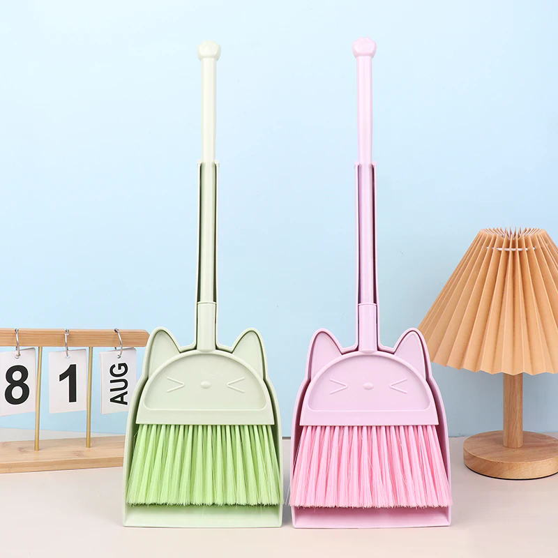 1 Set Cartoon Flexible Bristle - đánh giá và giá Kids Outdoor Broom