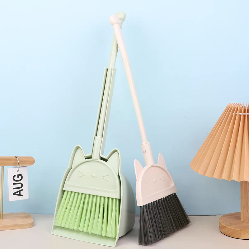 1 Set Cartoon Flexible Bristle - đánh giá và giá Kids Outdoor Broom